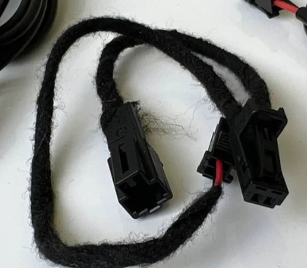 Adapterkabel für Fußraumbeleuchtung Audi A6 4G