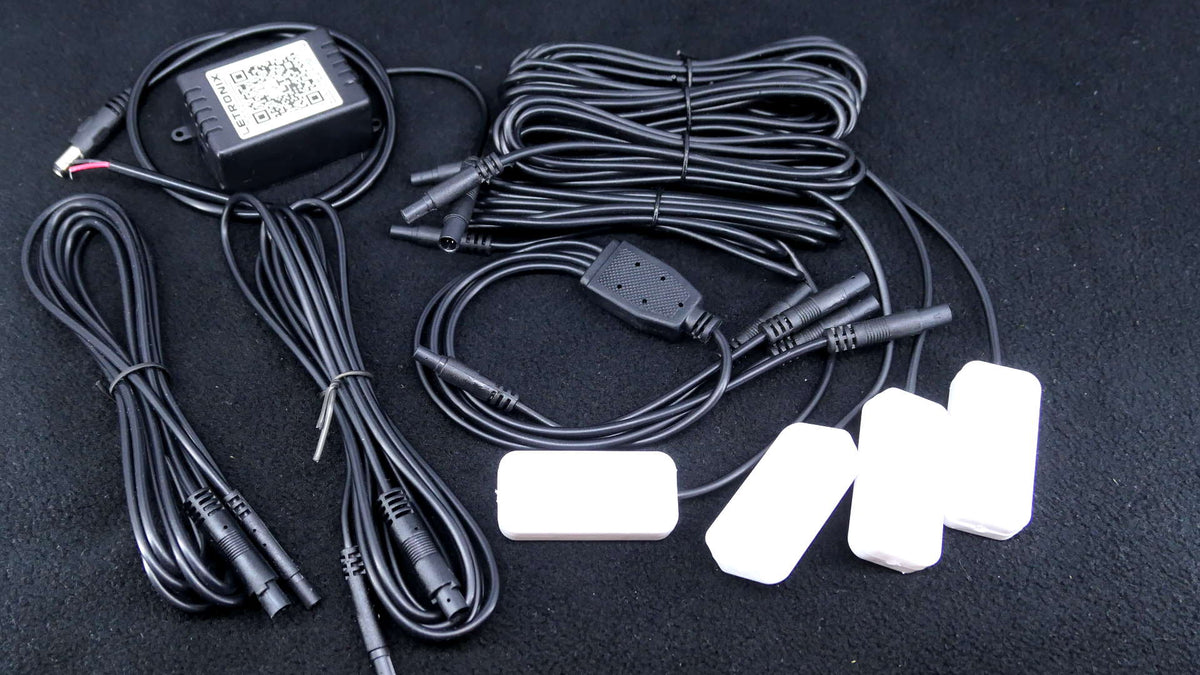 Lieferumfang Vorne + Hinten – Erstinstallation mit Controller